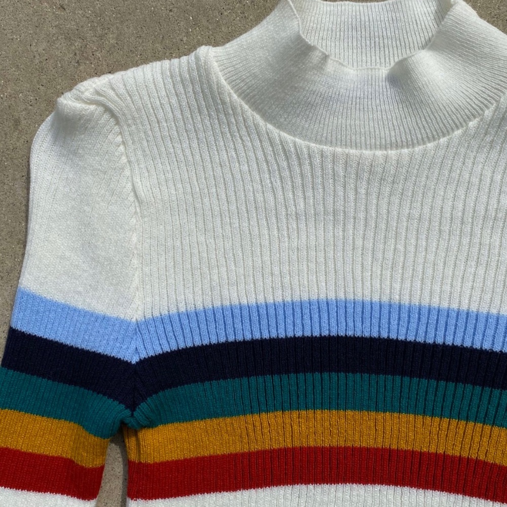 NWOT Pretty Little Thing Cropped Long Sleeve